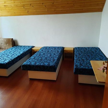 Отель Krahule Konica Экстерьер фото